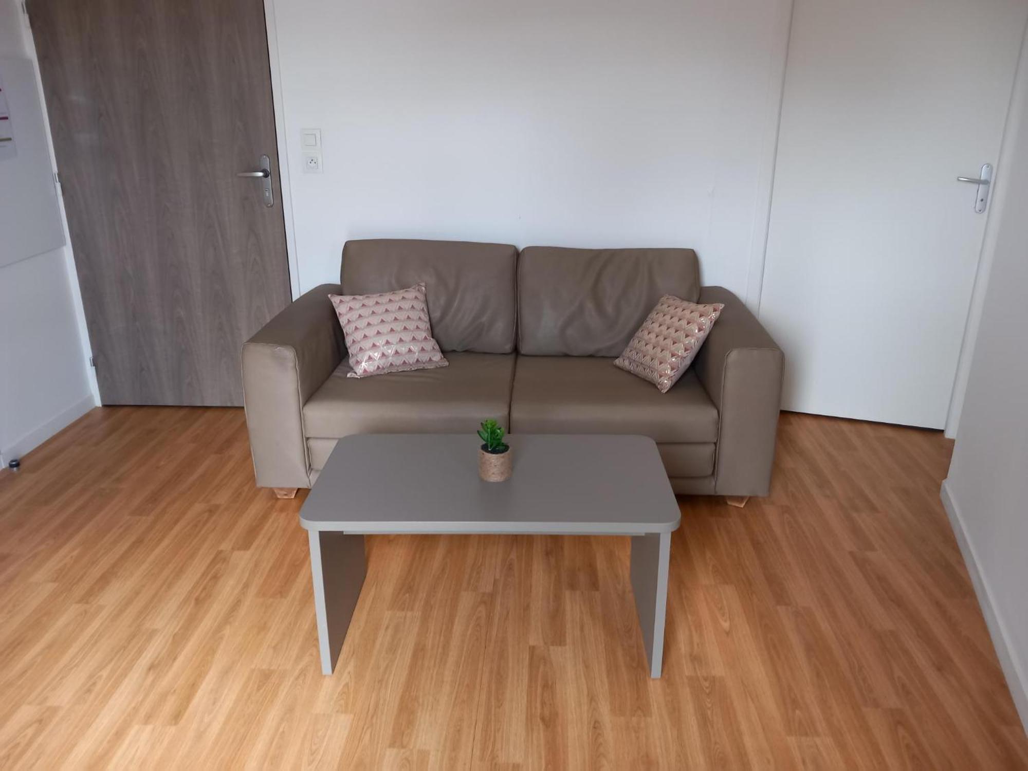 Residence Services Seniors Espace Et Vie Le Mans Exteriör bild